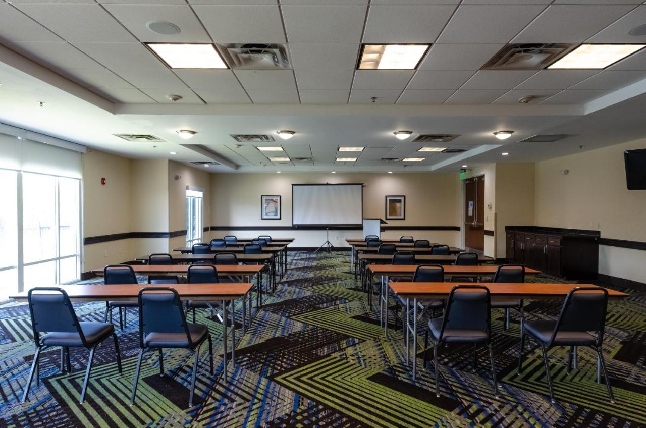 Holiday Inn Express Hotel & Suites Atlanta Airport West - Camp Creek By Ihg Eksteriør billede