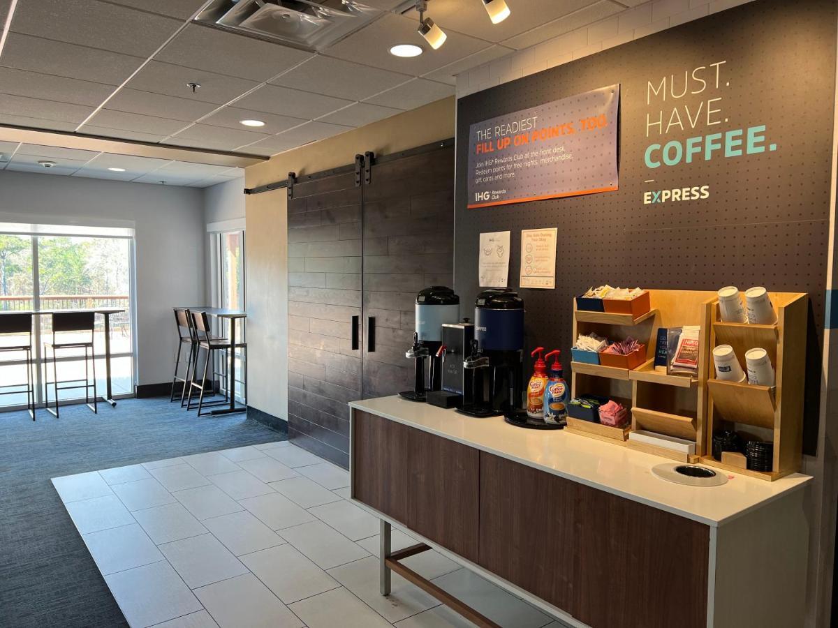 Holiday Inn Express Hotel & Suites Atlanta Airport West - Camp Creek By Ihg Eksteriør billede