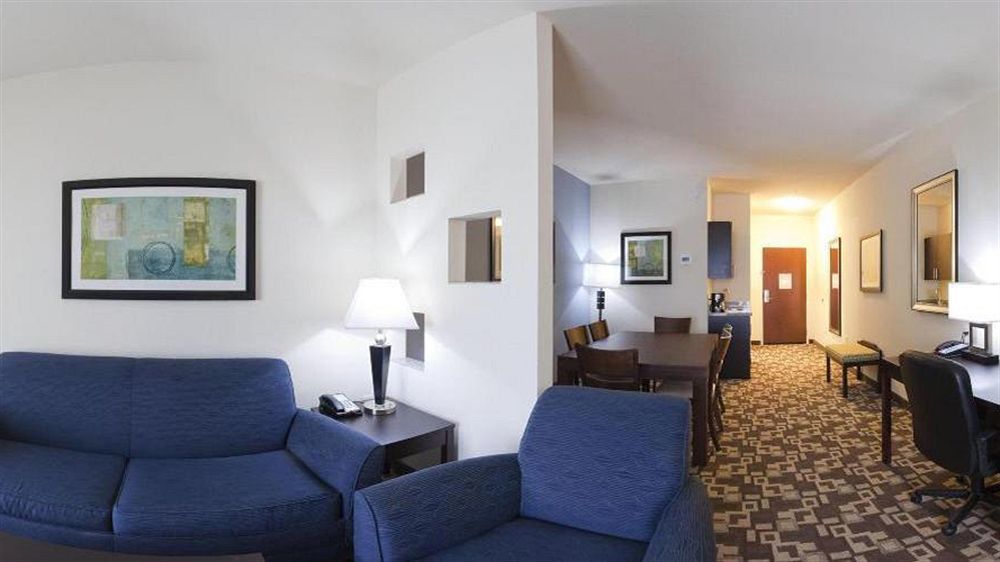 Holiday Inn Express Hotel & Suites Atlanta Airport West - Camp Creek By Ihg Eksteriør billede