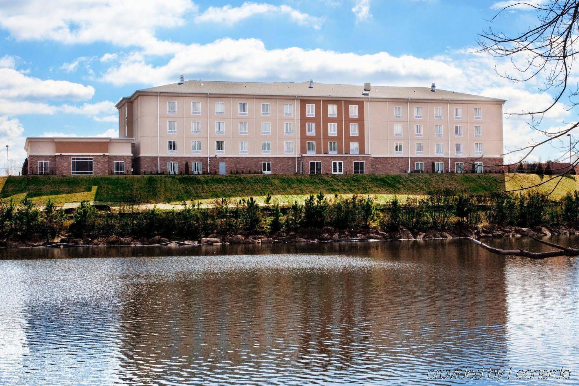Holiday Inn Express Hotel & Suites Atlanta Airport West - Camp Creek By Ihg Eksteriør billede